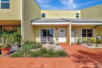 Building Photo - 2707 N Hwy A1A