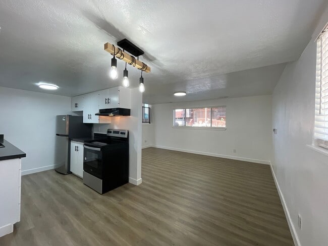 Foto del edificio - Beautifully Remodeled 2-Bedroom Duplex by Provo River Trail