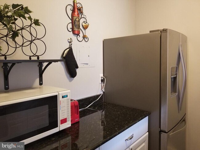 Foto del edificio - 1021 Arlington Blvd