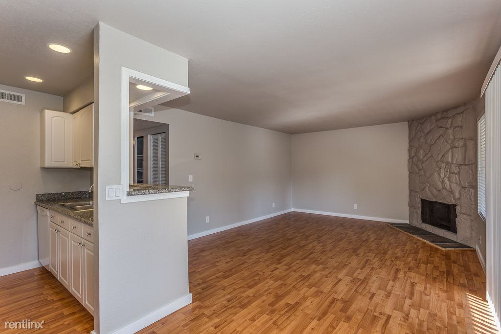 Primary Photo - 16225 NE 12th Ct