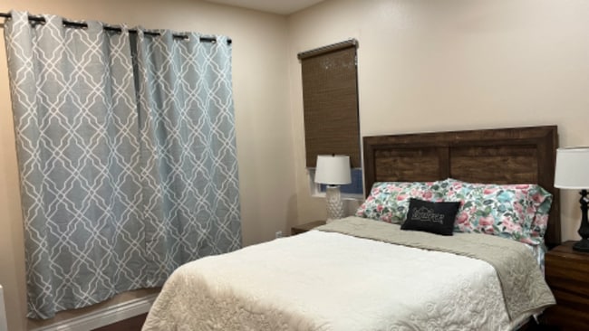 Photo - 13885 Camp Rock St (Corona, CA) House