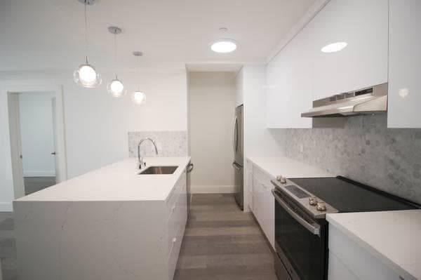 Building Photo - 3 bedroom in San Francisco CA 94110