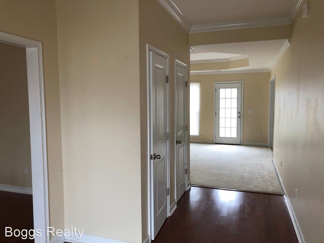 Building Photo - 5 br, 3 bath House - 500 Wyckfield Way