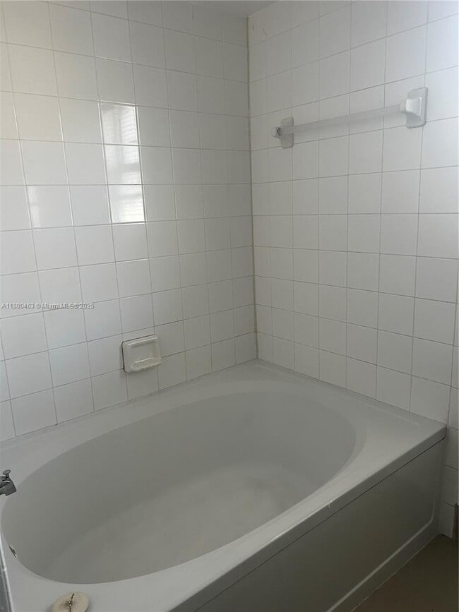 Foto del edificio - 11185 SW 6th St