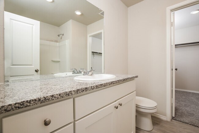 Building Photo - 5734 Leon Pl