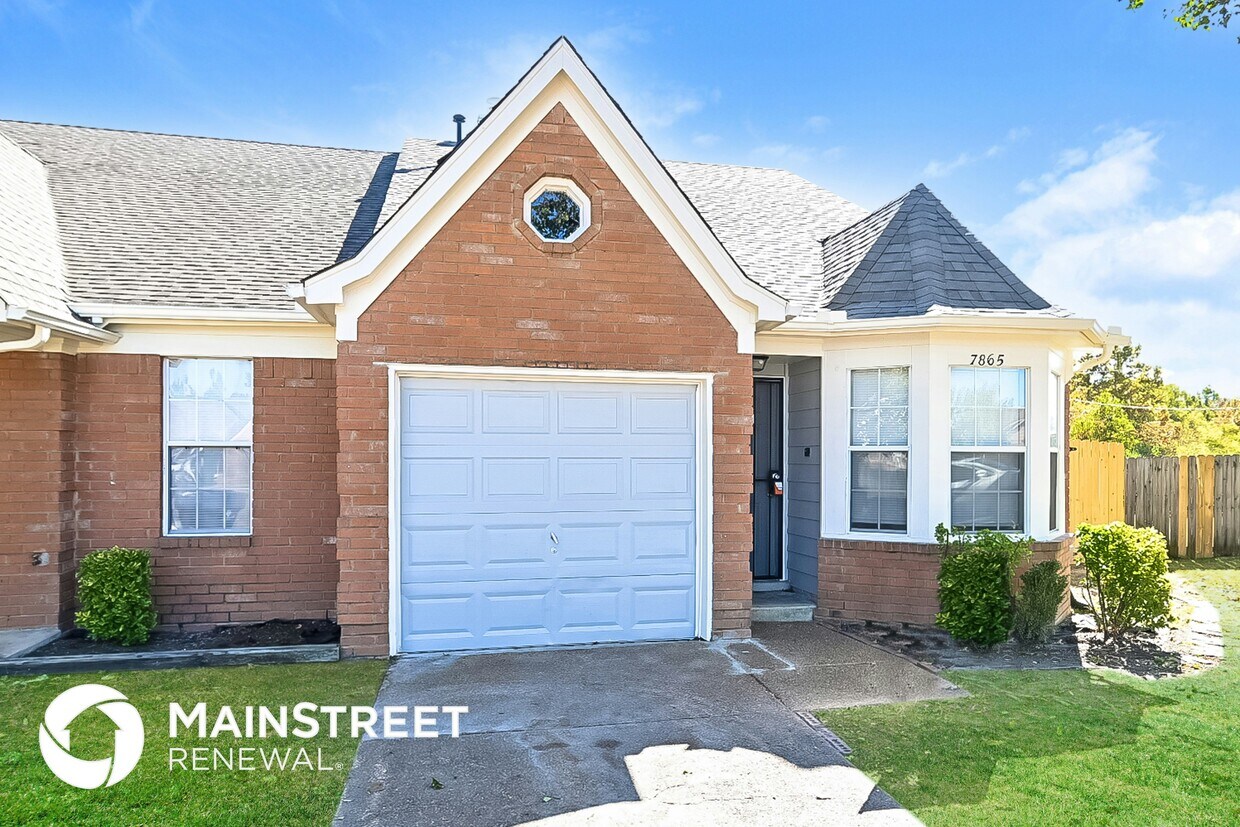 Foto principal - 7865 Shadowland Cove