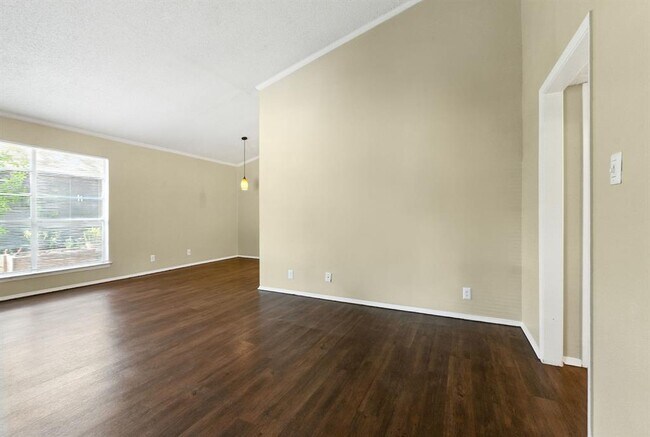 Foto del edificio - 2600 Brickford Cove