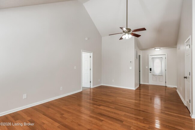 Foto del edificio - 541 Matterhorn Dr