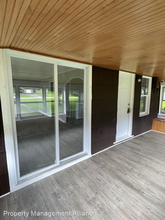 Foto del edificio - 2 br, 1 bath House - 4087 Onondaga Blvd
