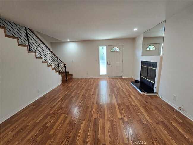 Foto del edificio - 1054 Harrison Ave