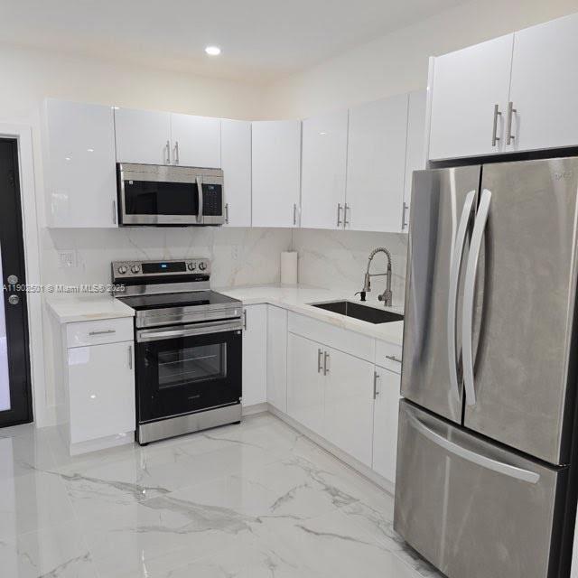 Foto del edificio - 3652 NW 5th St