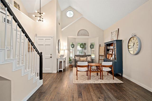 Building Photo - 559 Dove Creek Pl