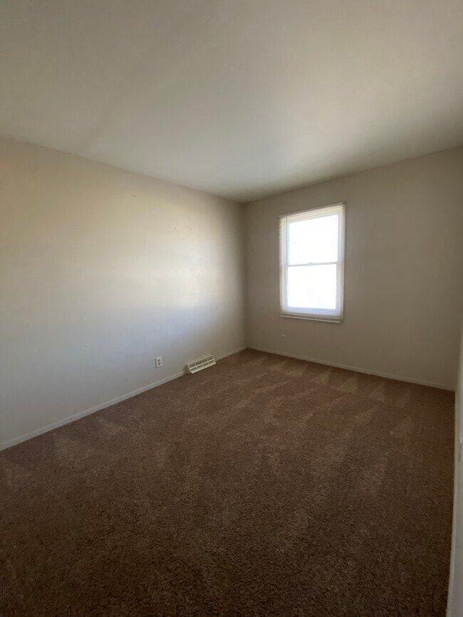 Foto del edificio - 3555 W 30th St