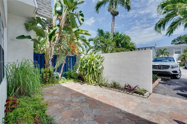 Building Photo - 3905 SW 67th Terrace