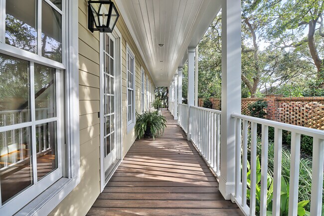 Building Photo - 5714 Porcher Dr