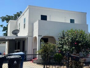 Building Photo - 516 W 109th St