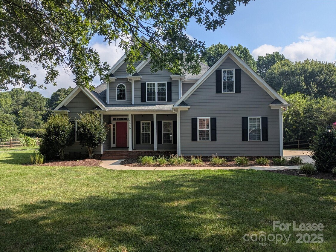 Foto principal - 175 Turnberry Ln