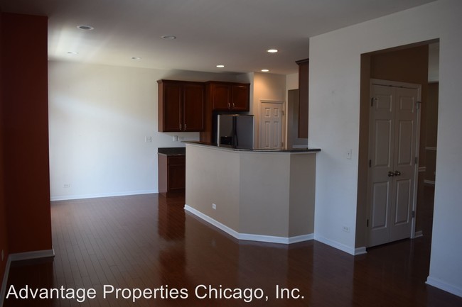 Building Photo - 1123 Orangery Ct