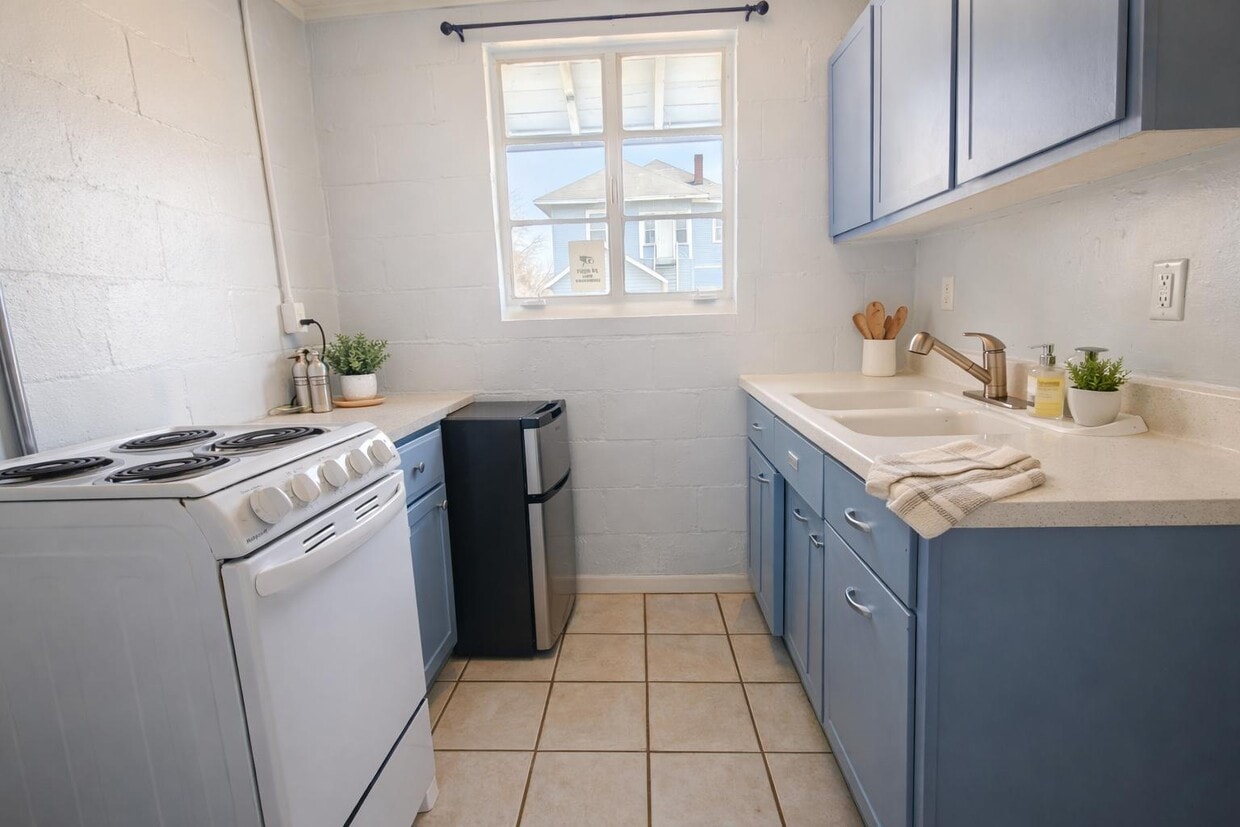 Building Photo - Tiny House