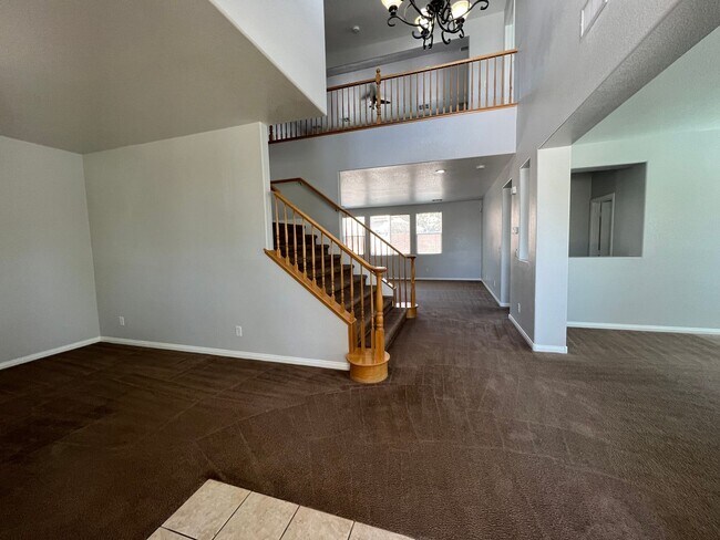 Building Photo - 5604 Rocky Ravine Ave