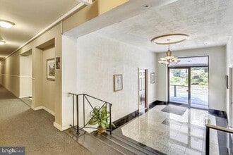 Building Photo - 116 Lee Ave