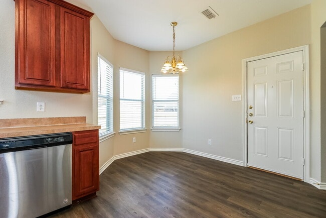 Building Photo - 9328 Rhoni Ct