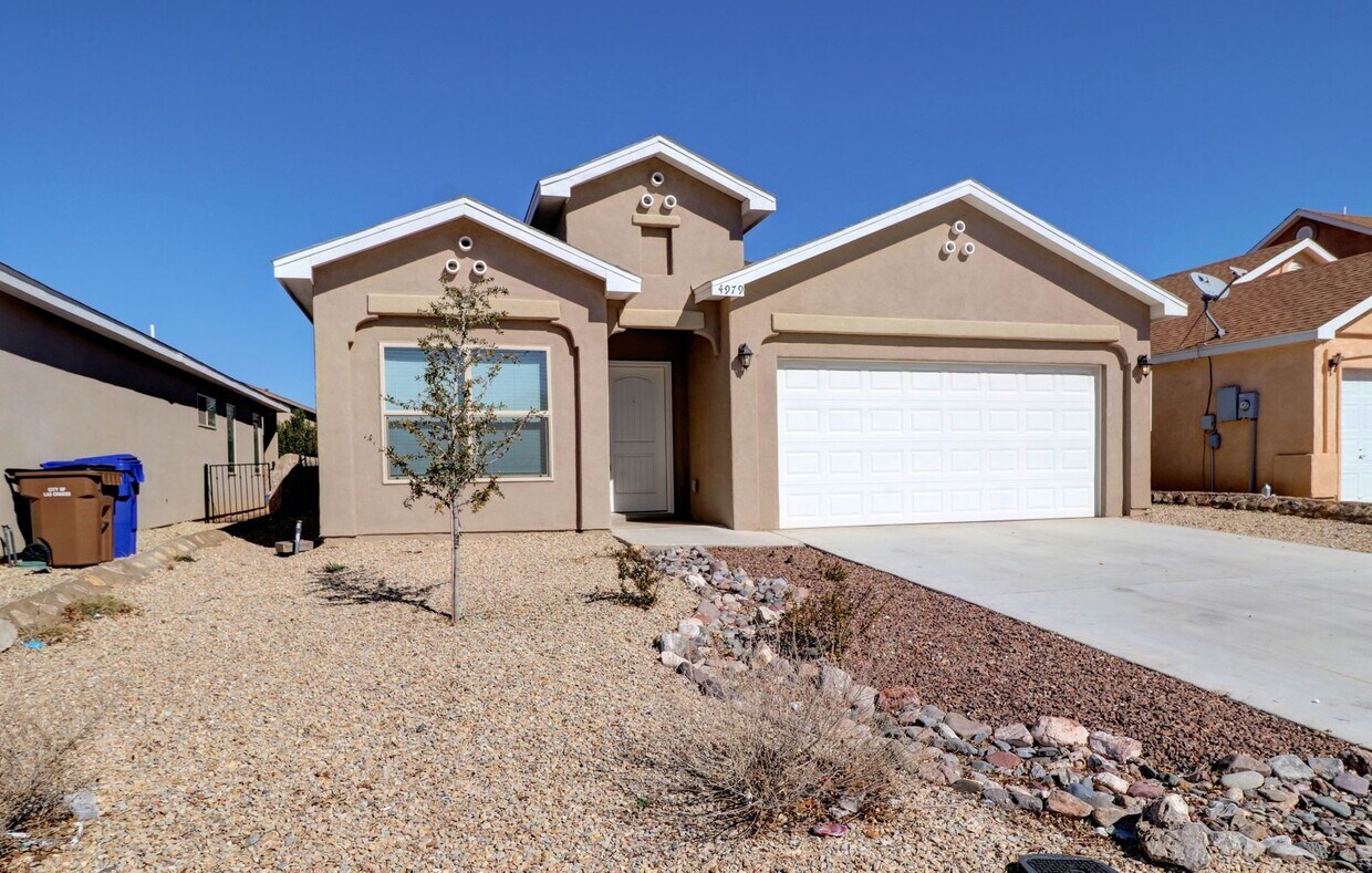 Foto principal - 4979 Bosworth Rd