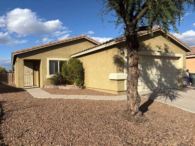 Foto del edificio - 3 bed 2 Bath NW Tucson Home