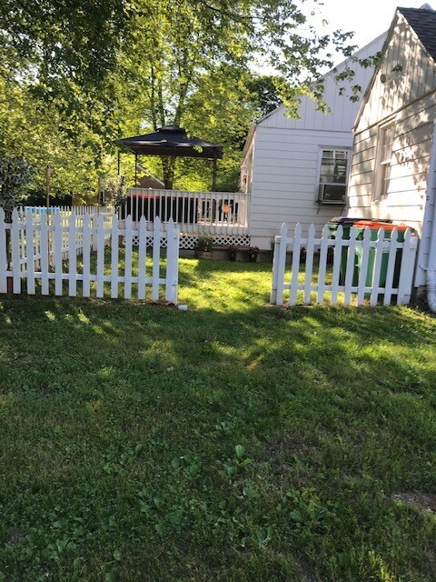 Primary Photo - 2289 New Hackensack Rd