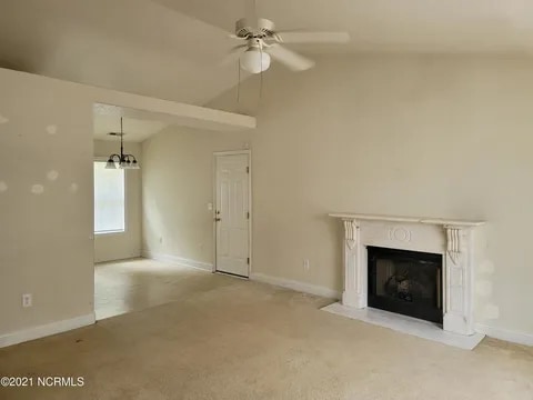 Building Photo - 143 Corinth Dr