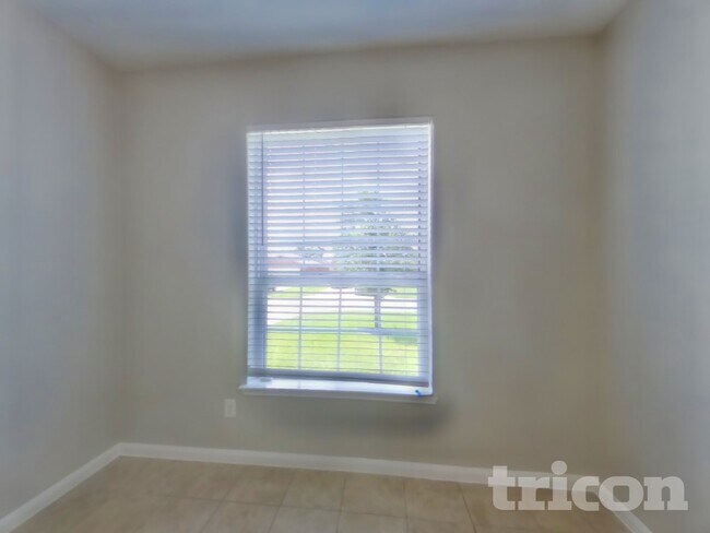 Building Photo - 10823 Spring Brook Pass Dr