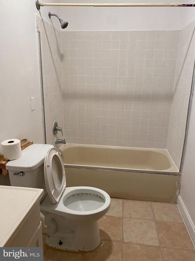 Foto del edificio - 1235 Vine St