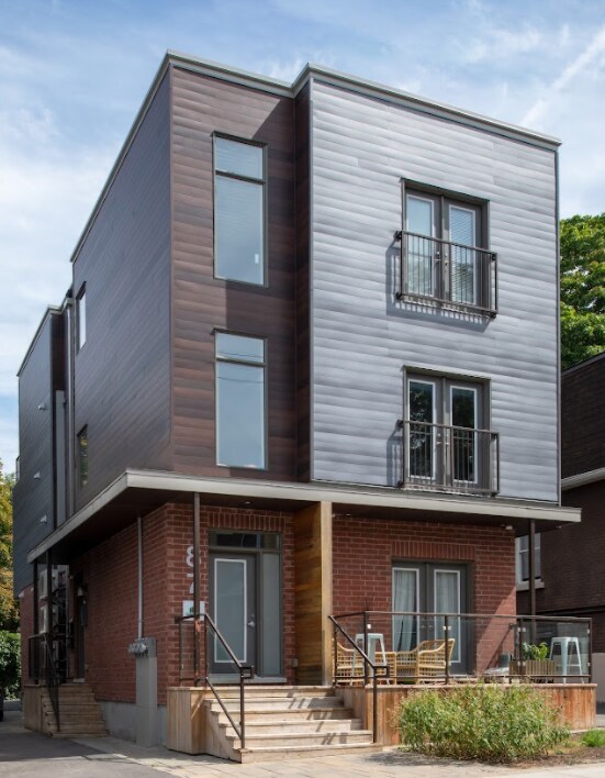 Photo du bâtiment - 1 Melrose Ave