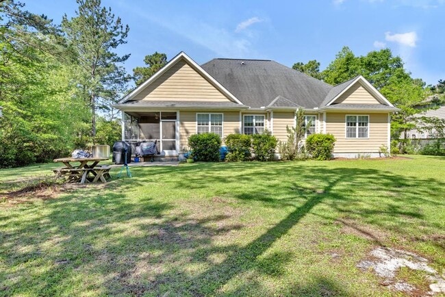 Building Photo - 223 Royal Tern Dr