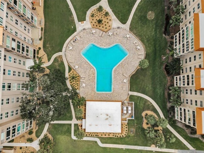 Foto del edificio - 632 Edgewater Dr