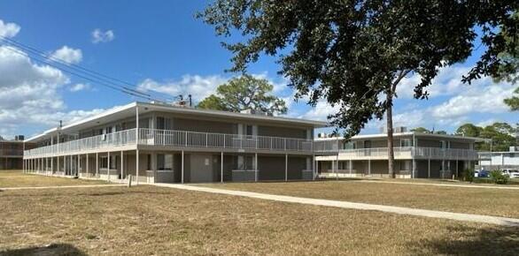 Primary Photo - 800 N Fiske Blvd