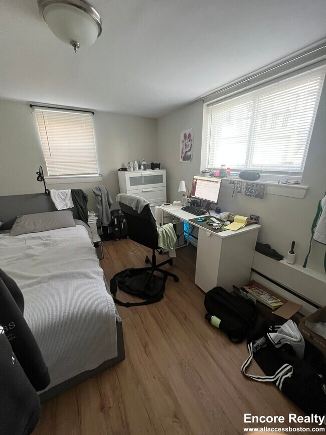 Foto del edificio - 63 Selkirk Rd