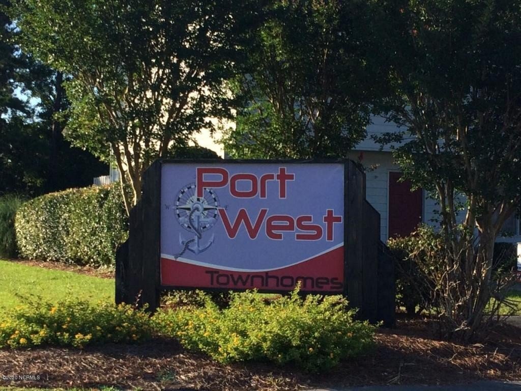 Foto del edificio - Gorgeous 1 Bedroom Townhouse -5A Port West Ct.