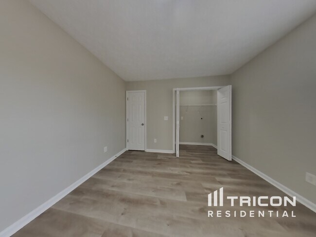 Foto del edificio - 5108 Cumberland Ct