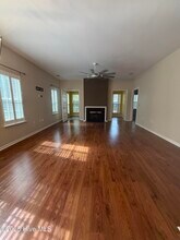 Building Photo - 2231 Locksley Woods Dr