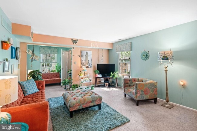 Building Photo - 4300 Dearborn Cir