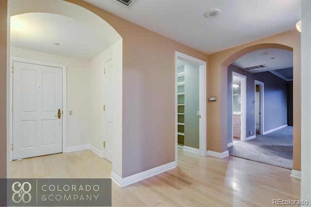 Foto del edificio - 400 E 3rd Ave