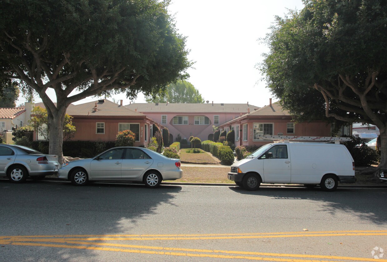 Foto del edificio - 820-824 Pearl St