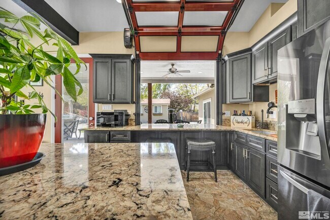 Building Photo - 6015 Stillmeadow Dr