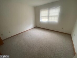 Building Photo - 1312 Clay Ave