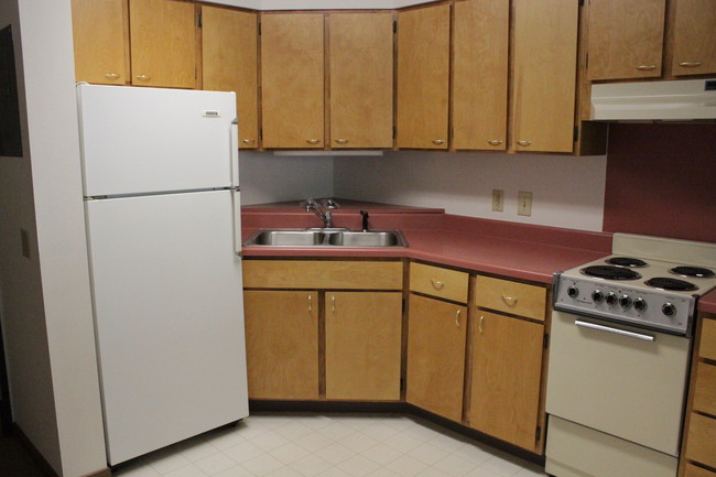 kitchen - 509 Goose Island Dr
