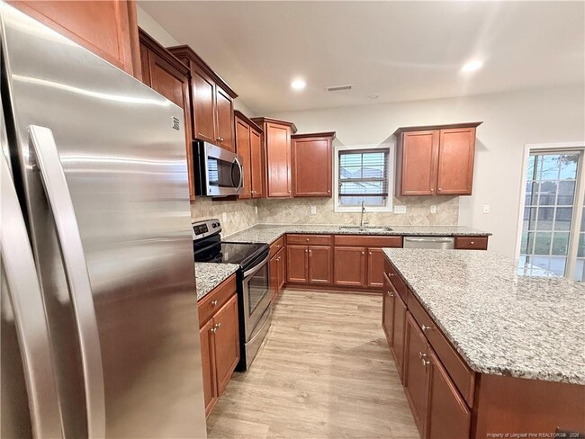 Building Photo - 471 Century Dr