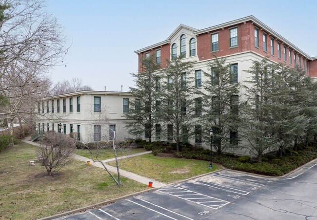 Foto del edificio - 15 Higgins St