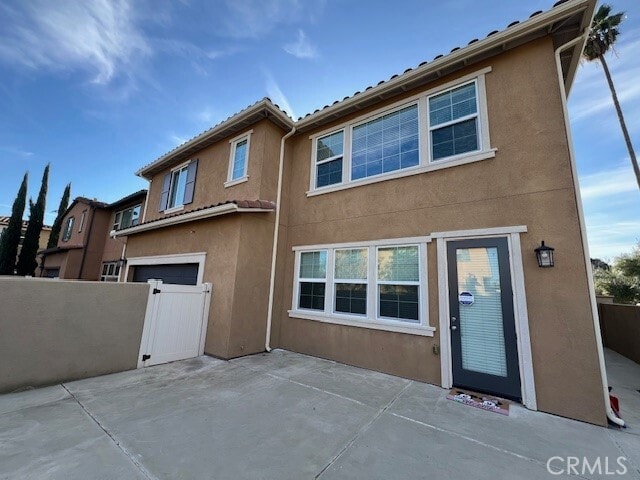 Building Photo - 428 S Lark Ellen Ave