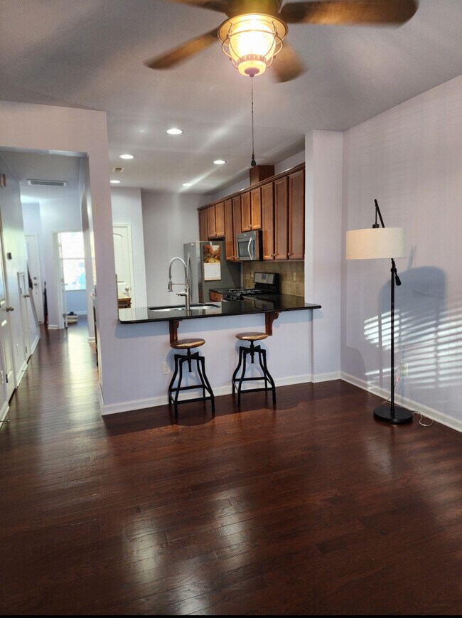 Foto del edificio - 71 Pocono Dr